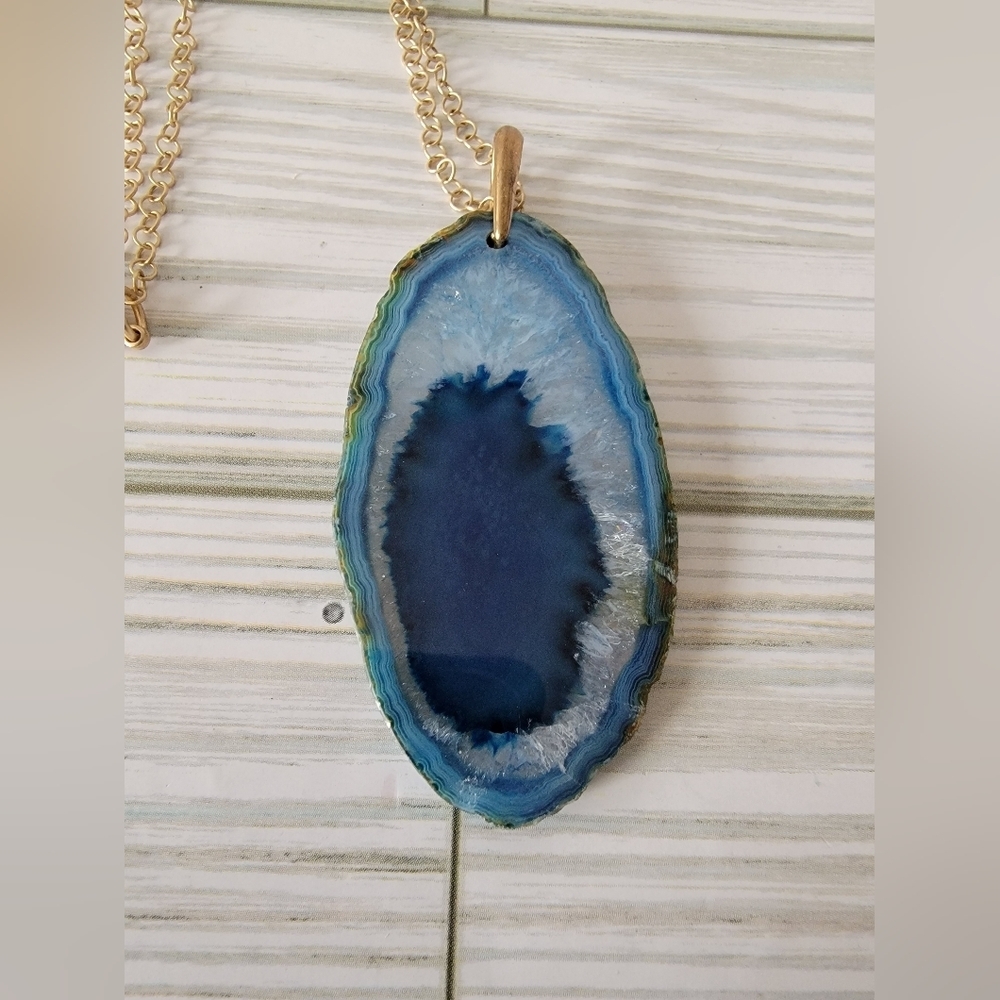 Blue Dyed Agate Geode Druzy Slice Pendant Necklace Gold Tone 30”